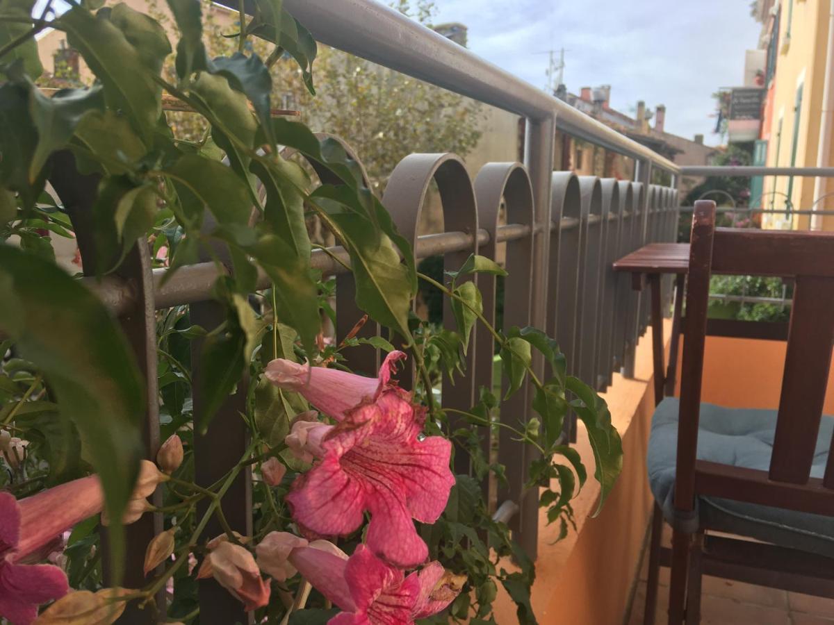 Apartament Les 12 Sables Le Lavandou Zewnętrze zdjęcie