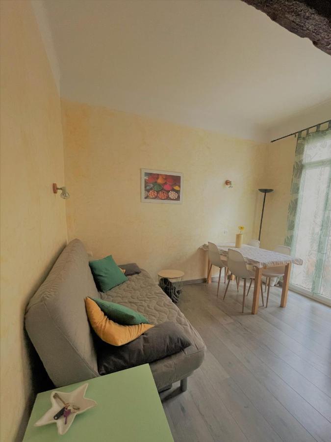 Apartament Les 12 Sables Le Lavandou Zewnętrze zdjęcie