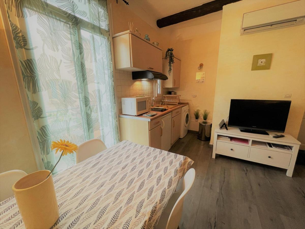 Apartament Les 12 Sables Le Lavandou Zewnętrze zdjęcie