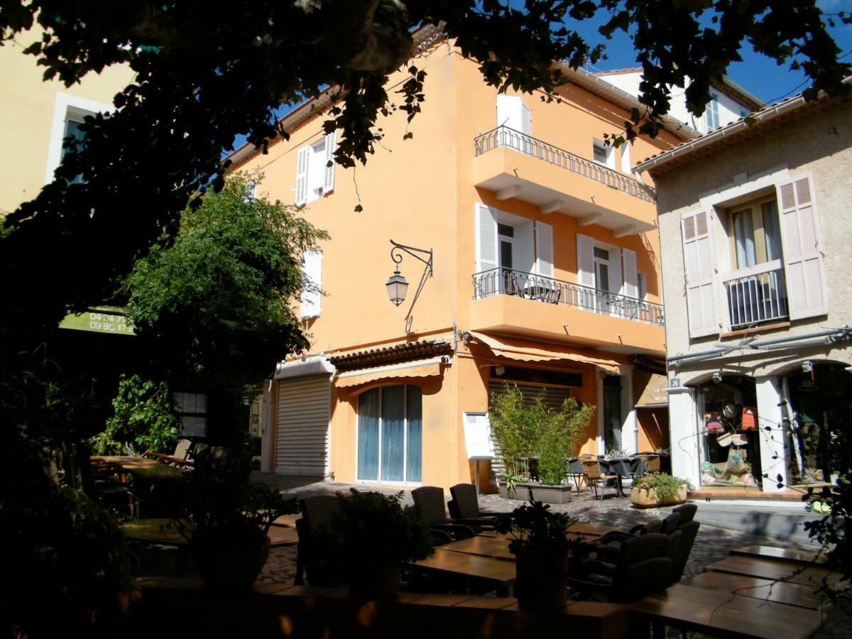 Apartament Les 12 Sables Le Lavandou Zewnętrze zdjęcie