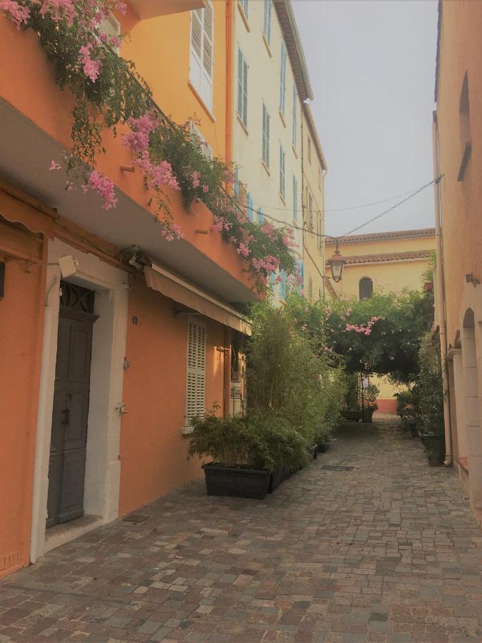 Apartament Les 12 Sables Le Lavandou Zewnętrze zdjęcie